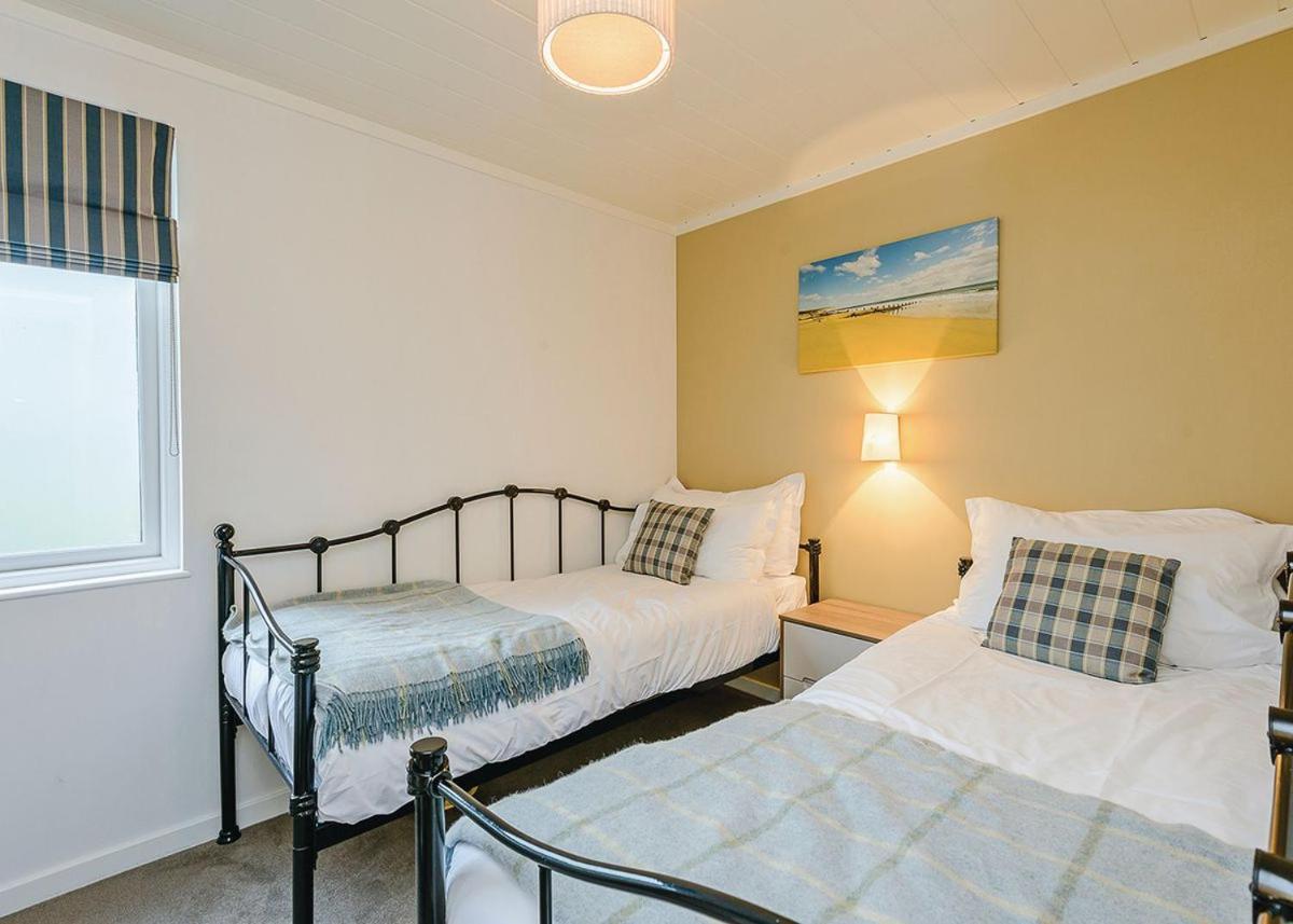 Hotel Woodside Coastal Retreat Fishbourne  Exterior foto