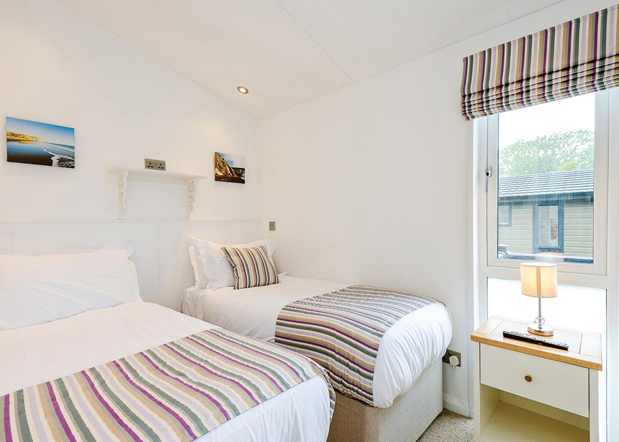 Hotel Woodside Coastal Retreat Fishbourne  Zimmer foto